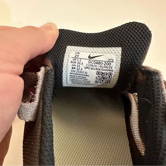 Nike Waffle One Boys Tennis Shoes, Size 2Y, DC0480-200 - Picture 11 of 16